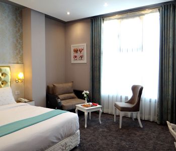 Room1